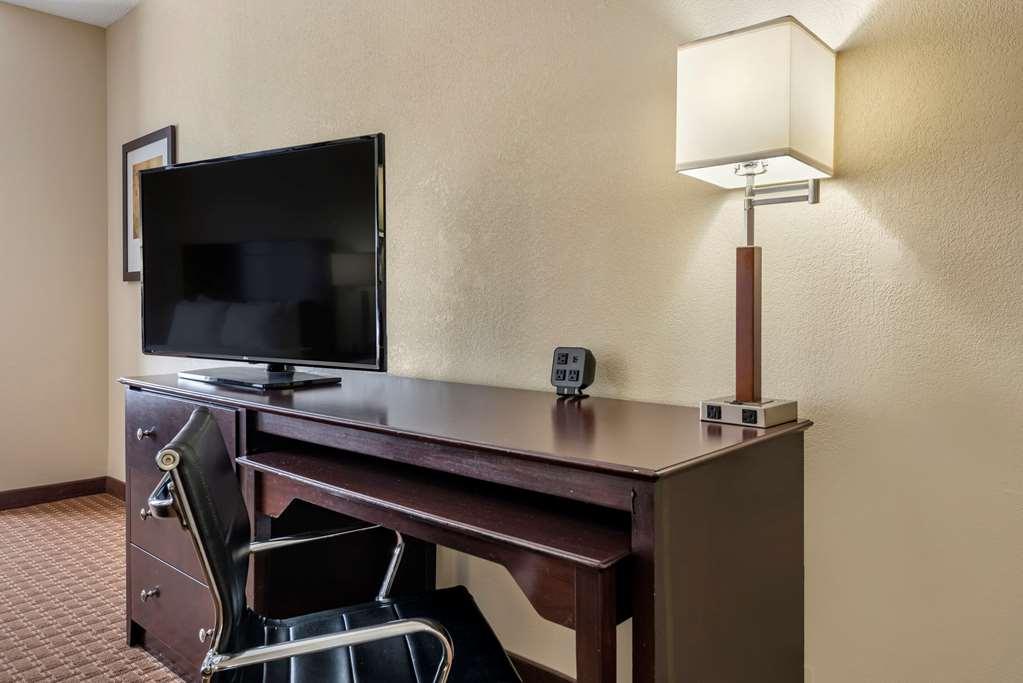 Comfort Suites Marion Cameră foto